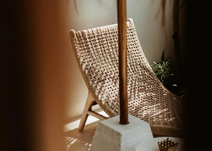 Serene Pool & Skylight Bathtub In Canggu, 5mins Walk To The *